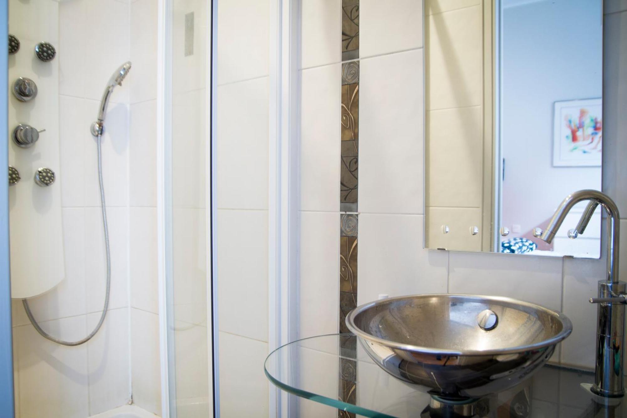 Le Select - Hypercentre Standing Wifi Apartment Безансон Екстериор снимка